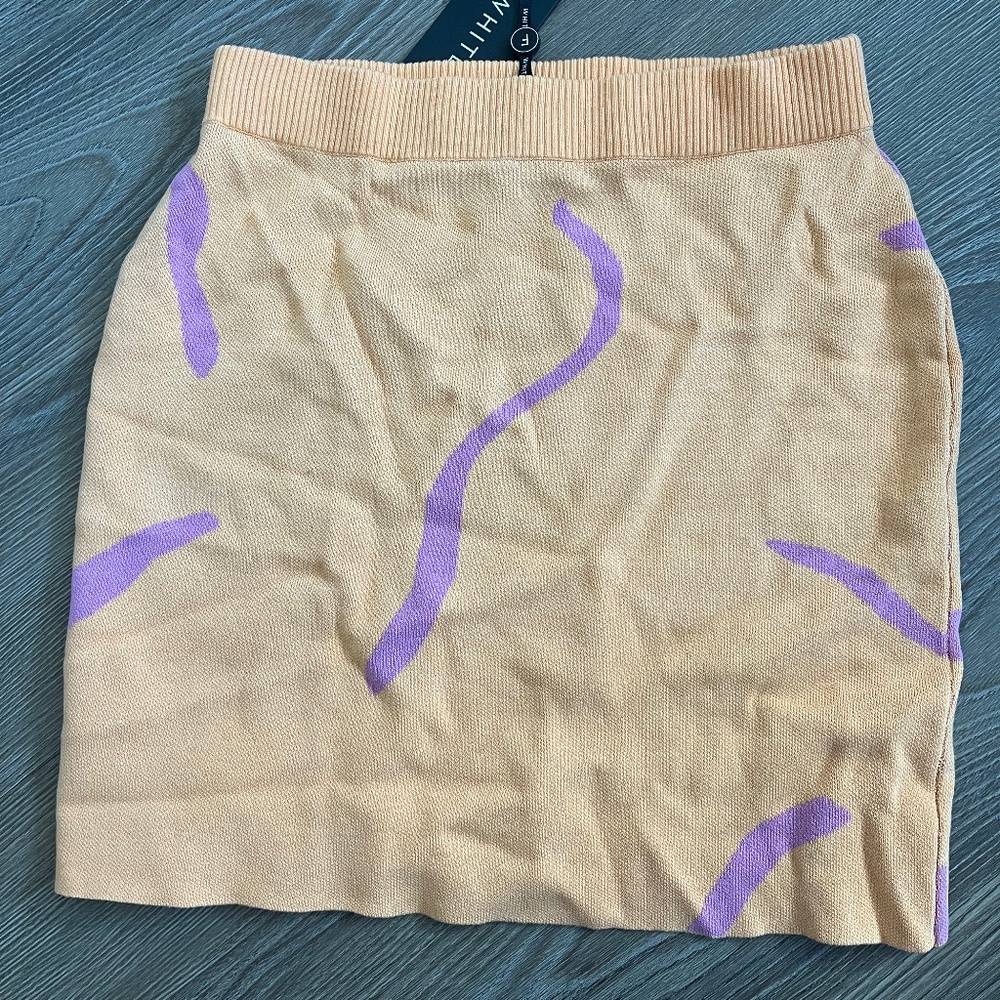 White Fox Boutique Wild at Heart Mini Skirt Size S in Peach Pink, Orange Skirt